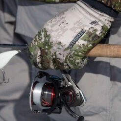 Striker Stealth Glove -Saltwater Fishing Tackle Store striker ice stealth glove 99317.1698434205