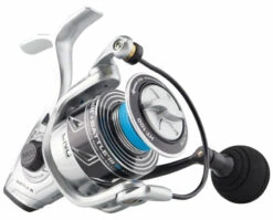 Penn Battle III DX BTLIII4000DX / Silver Hook TDSS701MH Inshore Combo -Saltwater Fishing Tackle Store tackledirect tdss701mh silver hook penn btliii4000dx battle dx spinning combo 66998.1697124045